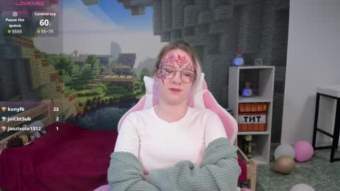 Call me Rosa online show from 04.07.26