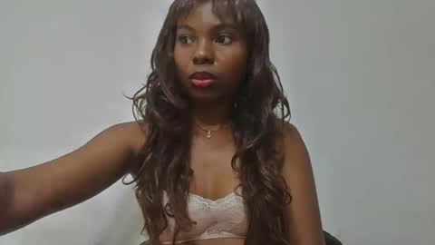 Snapshot of rosalinda933 chatting on 07.15.26 Rosalinda online show from 07.15.26