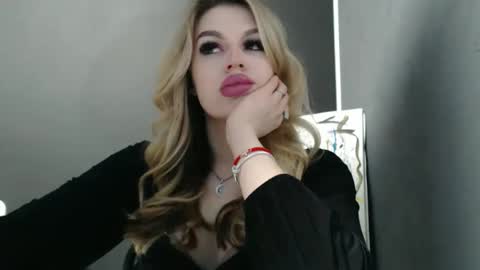 Rosalina online show from 04.20.26