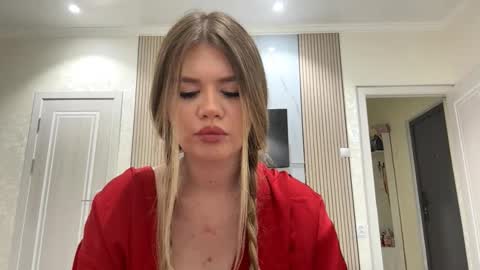 Snapshot of rosalynhouk chatting on 03.04.26 Rosa online show from 03.04.26