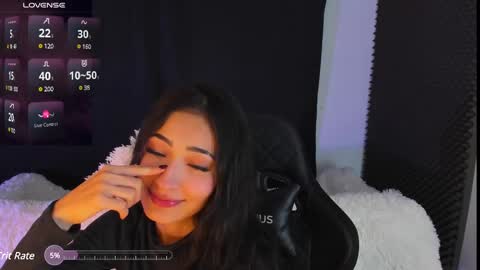 Snapshot of rosario215_ chatting on 03.07.25 Rosario online show from 03.07.25