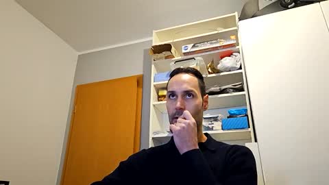 Snapshot of rosario30m chatting on 12.15.25 rosario30m online show from 12.15.25