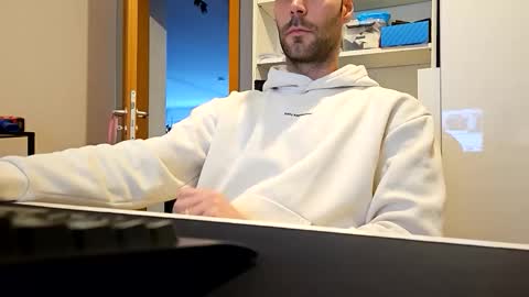 Snapshot of rosario30m chatting on 12.19.25 rosario30m online show from 12.19.25