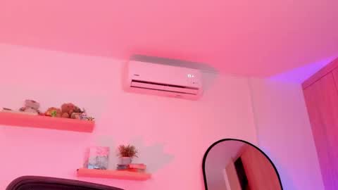 Rose Saenz online show from 10.08.25