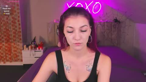 Snapshot of rose_dixon chatting on 10.31.25 Kimberlly online show from 10.31.25