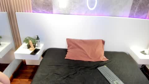 Rose 3 online show from 02.15.25