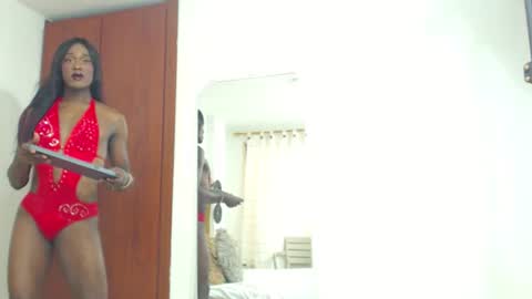 Snapshot of rose_valentiine chatting on 06.30.26 rose_valentiine online show from 06.30.26