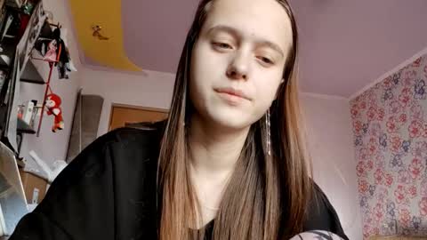 Snapshot of roseannehensle chatting on 12.03.25 Sophie online show from 12.03.25