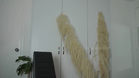 Lyla OF roselinedior online show from 09.26.25