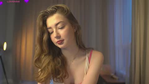 Elsa online show from 12.15.25