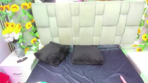 Julieta online show from 02.23.26