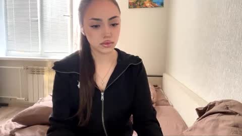 Mimi online show from 11.12.25