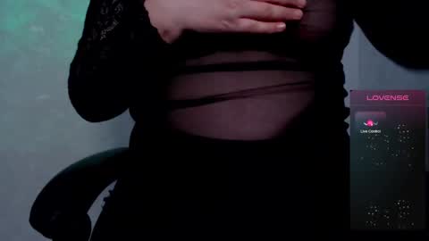 Snapshot of rosenayl chatting on 03.04.26 Rina online show from 03.04.26