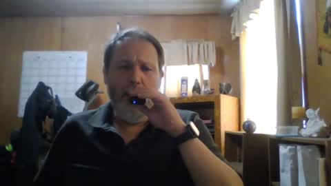 Snapshot of rosepanda chatting on 02.06.25 Lost4gain online show from 02.06.25