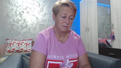 Lovepinklilly online show from 01.24.25