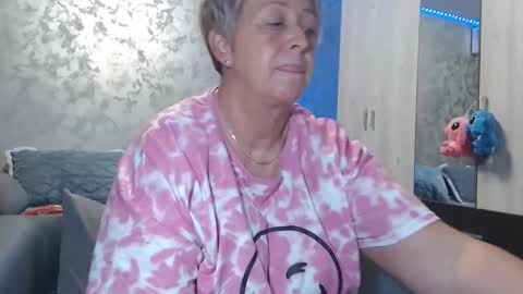 Lovepinklilly online show from 11.29.25