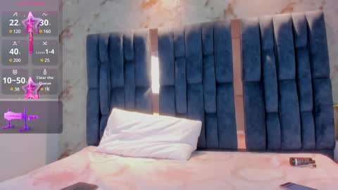 Snapshot of rosetemple chatting on 12.22.24 Rose online show from 12.22.24