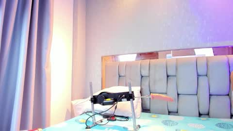 Snapshot of rosetemple chatting on 02.24.26 Rose online show from 02.24.26