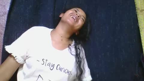 rosia685234 online show from 11.28.25