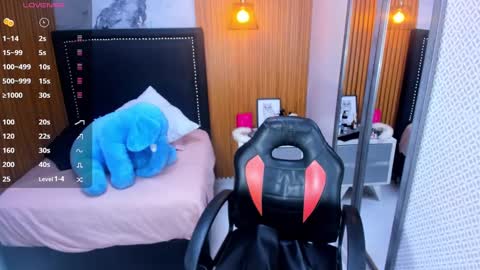 ROSSI online show from 11.15.25