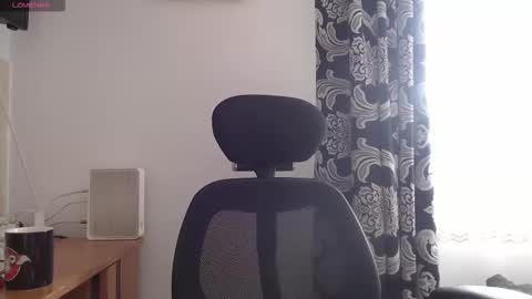 RosieHayes online show from 11.17.25