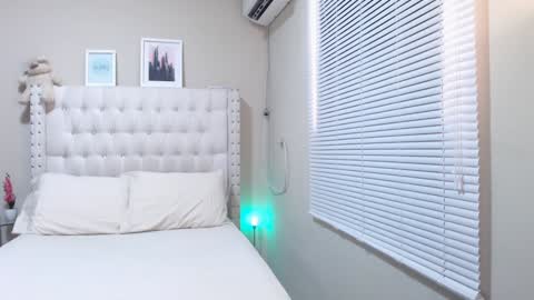 rosiehw online show from 12.04.24