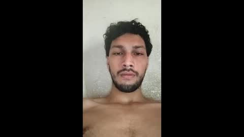 Snapshot of roskof69 chatting on 02.04.25 Ribuu online show from 02.04.25