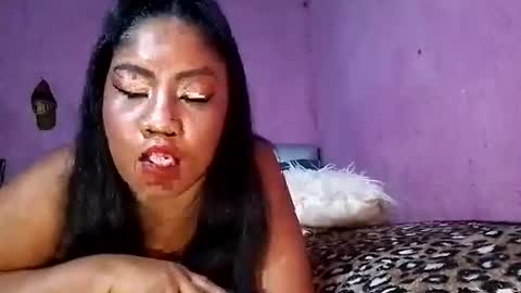 Snapshot of rosmerynava chatting on 02.01.25 rosmerynavarro online show from 02.01.25