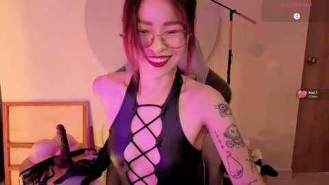 Miss Rosse online show from 04.05.26