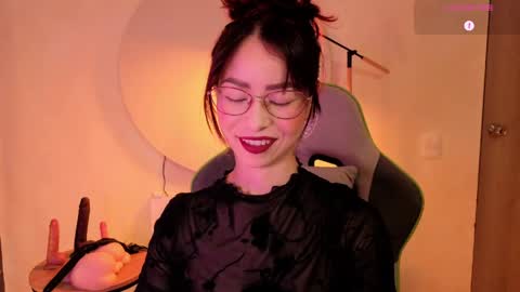 Miss Rosse online show from 04.20.26