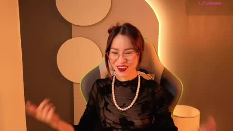 Snapshot of rosse_98_ chatting on 05.16.26 Miss Rosse online show from 05.16.26