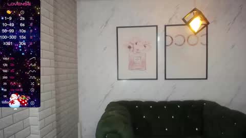 Snapshot of rosse_jeane_v chatting on 12.20.24 rosse jeane v online show from 12.20.24