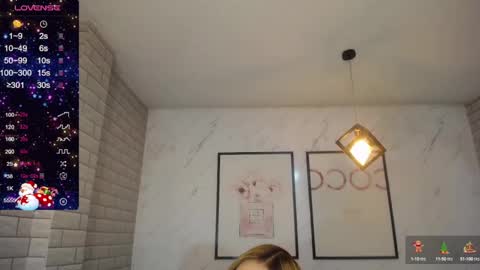 Snapshot of rosse_jeane_v chatting on 12.24.24 rosse jeane v online show from 12.24.24