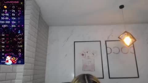 Snapshot of rosse_jeane_v chatting on 01.02.25 rosse jeane v online show from 01.02.25