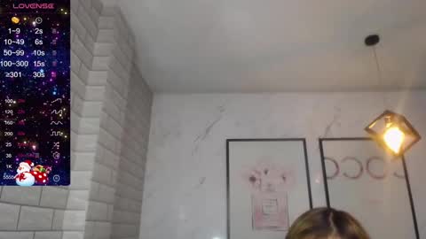 Snapshot of rosse_jeane_v chatting on 01.03.25 rosse jeane v online show from 01.03.25