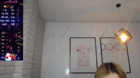 Snapshot of rosse_jeane_v chatting on 01.04.25 rosse jeane v online show from 01.04.25