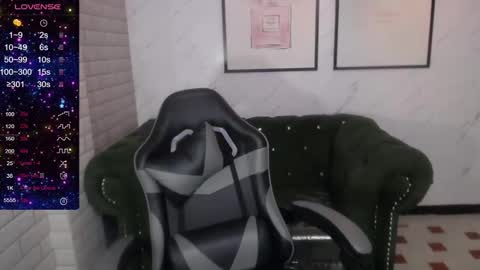 Snapshot of rosse_jeane_v chatting on 01.11.25 rosse jeane v online show from 01.11.25