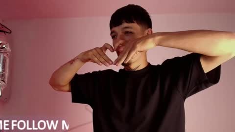 Snapshot of rosse_one chatting on 11.04.25 rosse_one online show from 11.04.25