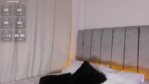 Snapshot of rossedaw_ chatting on 05.27.26 Rosse Daw Independent model online show from 05.27.26