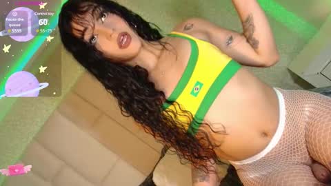 Snapshot of rosselfinoll chatting on 02.22.25 Rossel online show from 02.22.25