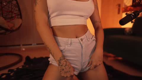 Rossey online show from 03.10.25