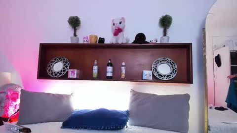 rossiie_hunt_ online show from 02.04.26