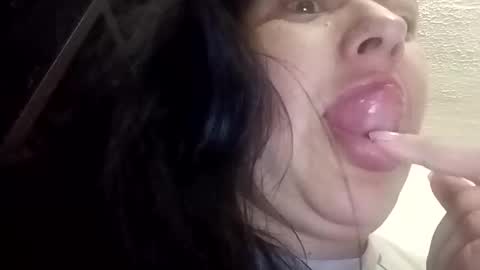 rossiteylor368516 online show from 05.26.26