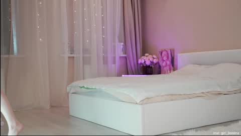 Snapshot of rosyemily chatting on 02.09.25 Hi Im Maria Check my Bio  online show from 02.09.25