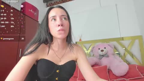 rousee_yarelds online show from 01.10.25