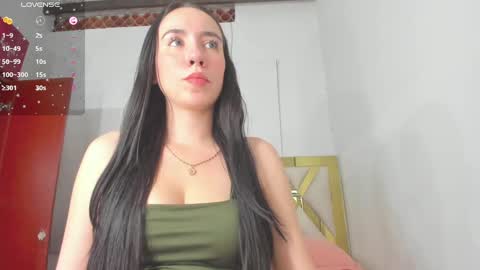 rousee_yarelds online show from 02.12.25