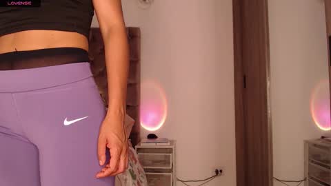 Rouss marie henao  online show from 02.13.26