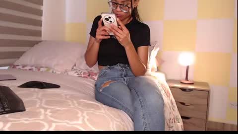 Snapshot of rouss_henao chatting on 06.12.26 Rouss marie henao online show from 06.12.26