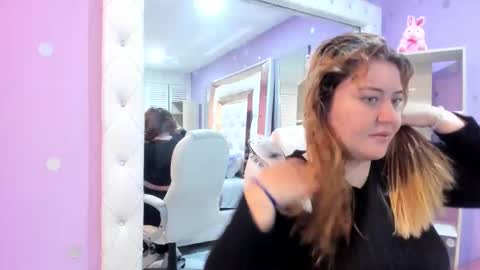 Snapshot of rousse_millers chatting on 06.01.26 Rousse online show from 06.01.26