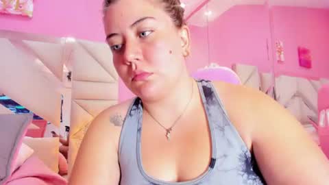 Snapshot of rousse_millers chatting on 06.27.26 Rousse online show from 06.27.26